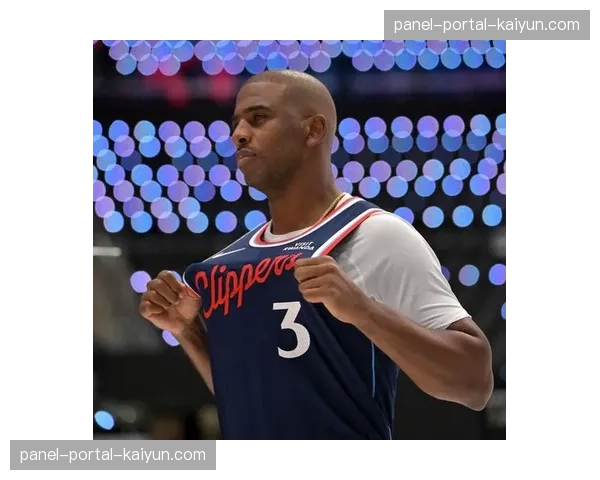 特写：克里斯·保罗生涯第1200次助攻，赛后与新生代控卫交流